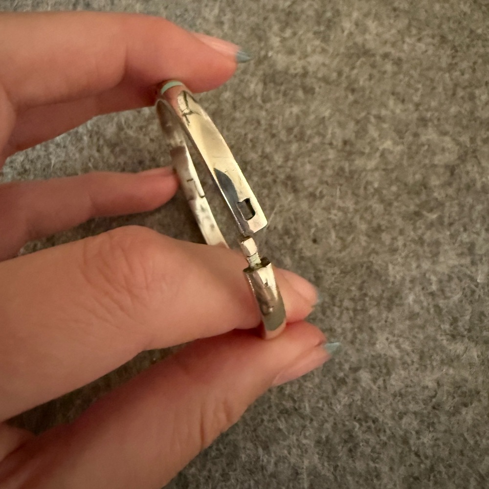 Silver bangle - Picture 11 of 13
